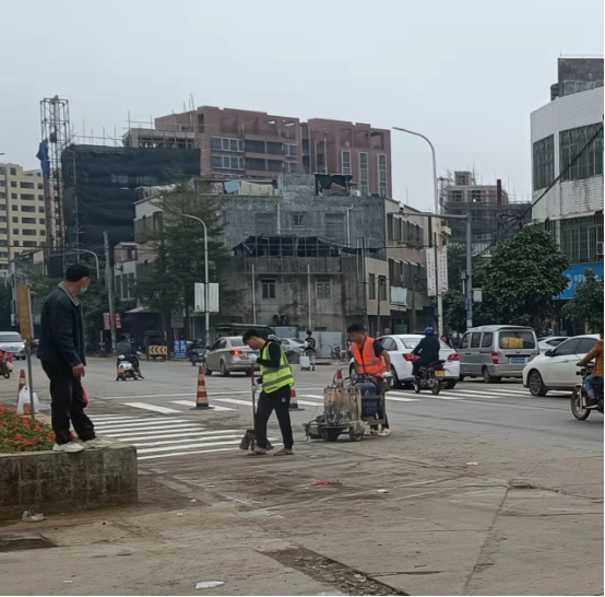 洋青鎮：統籌推進狠抓交通工作、多措并舉助力道路安全965.png