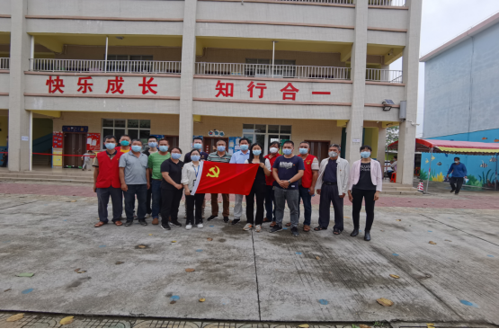 洋青鎮先進典型事跡材料5.91248.png